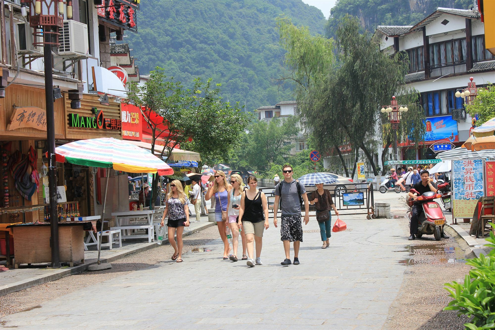 Bamboo House Resort Yangshuo Exterior foto